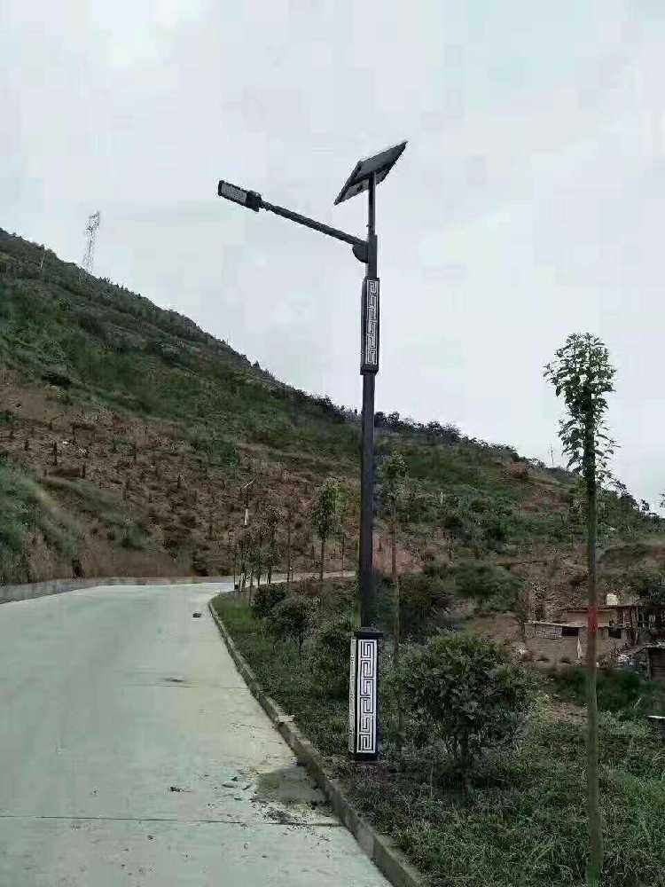 科尔沁右翼中旗仿古太阳能路灯